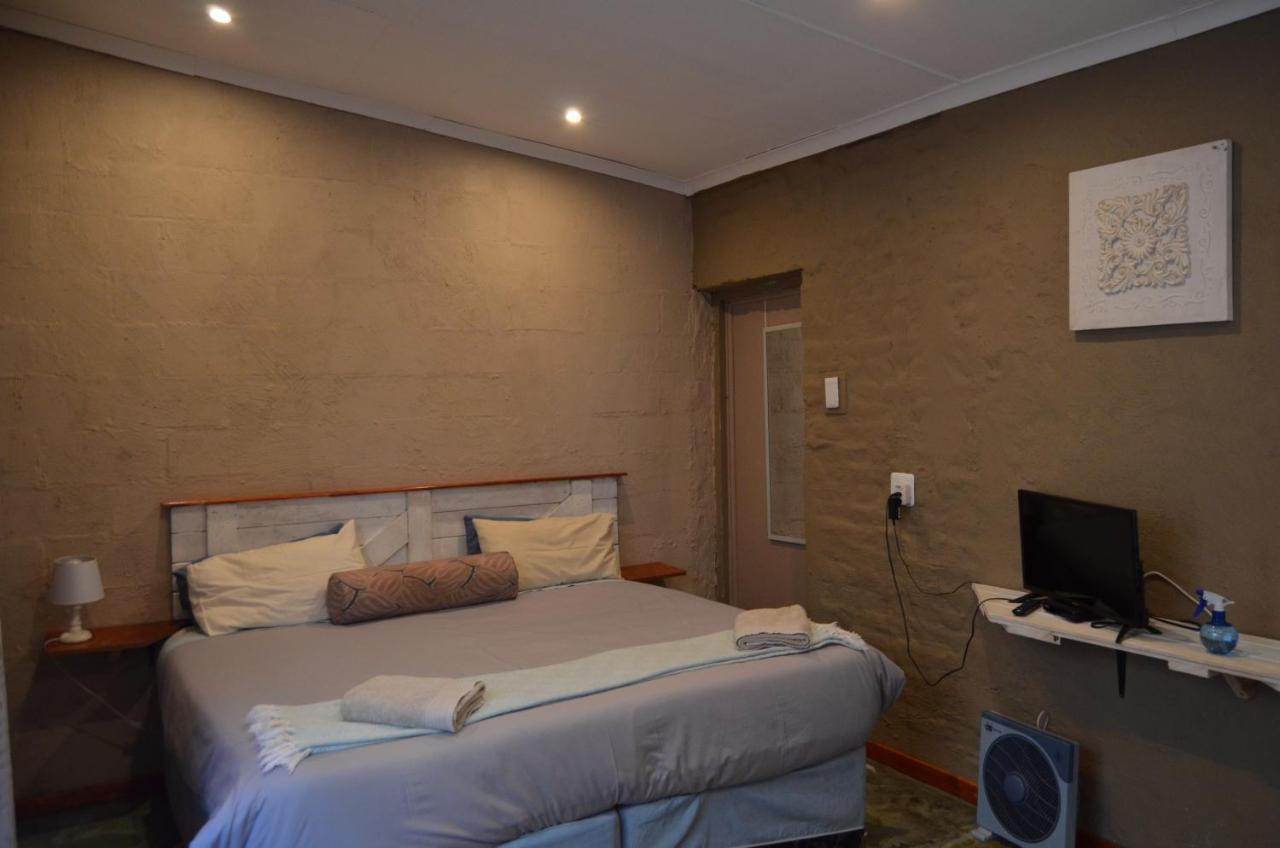 A & R Guesthouse Блумфонтейн Экстерьер фото