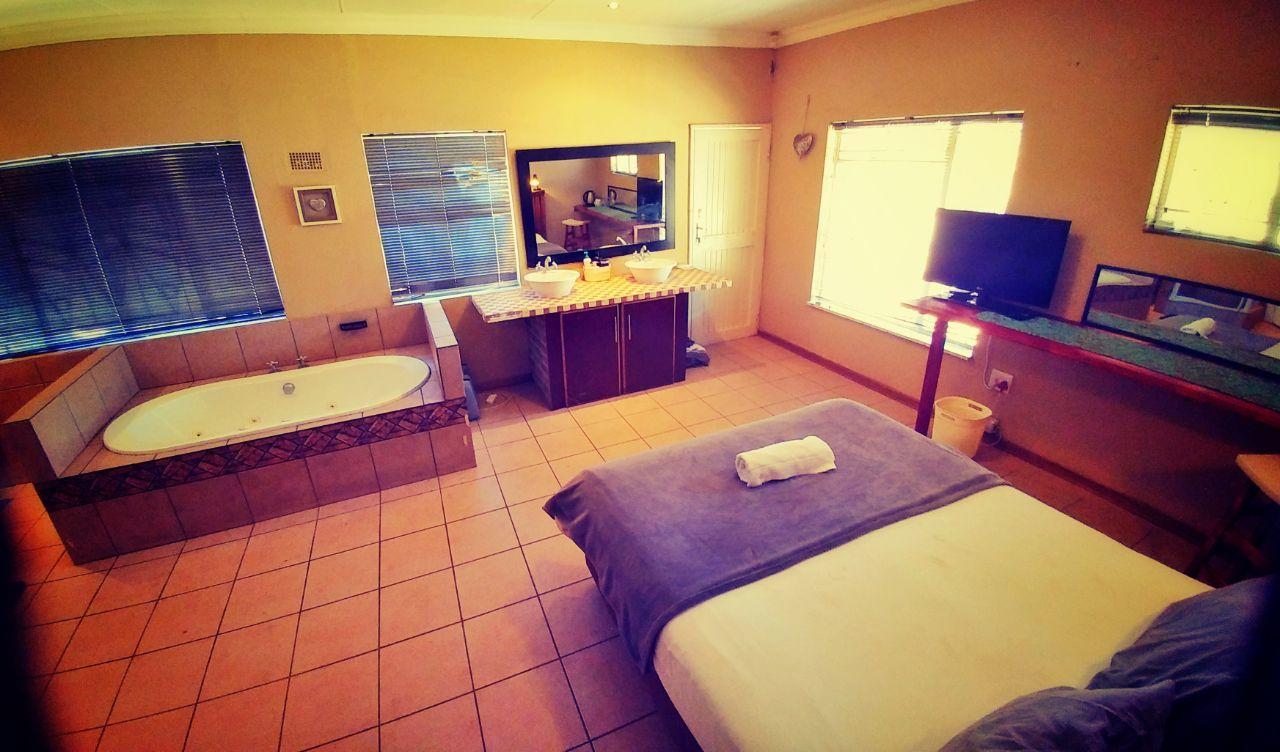 A & R Guesthouse Блумфонтейн Экстерьер фото